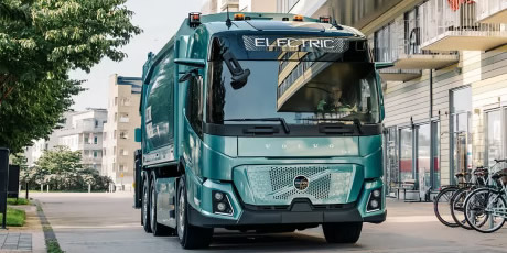 A First in Volvo's History! First Fully Electric Garbage Truck: FM Low Entry